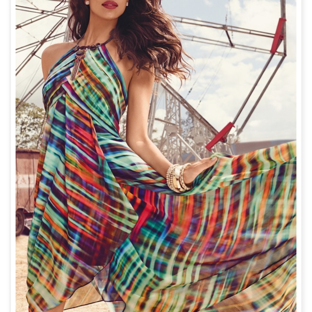 Bebe maxi dress